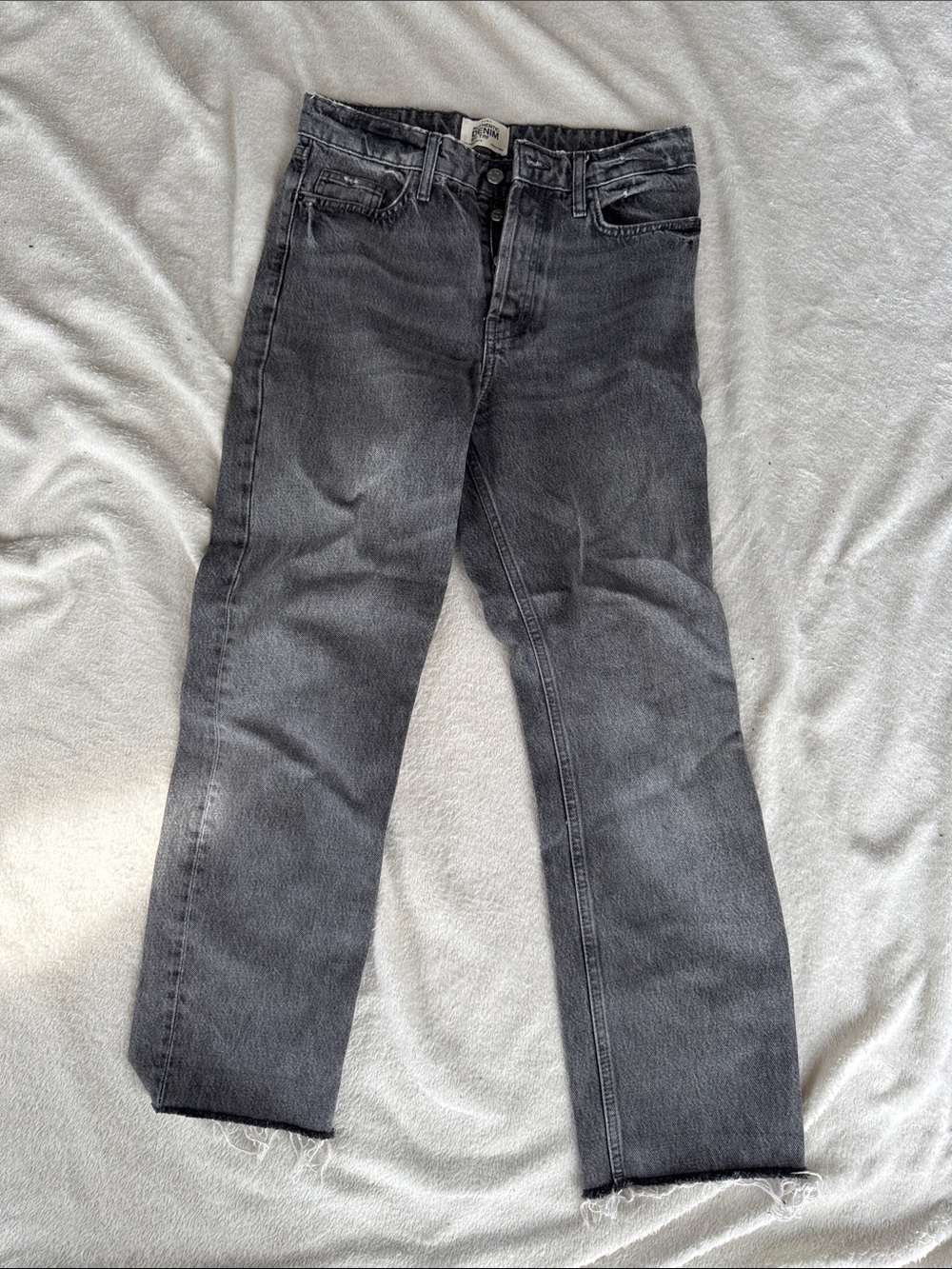 Zara Straight-Fit Grey Jeans